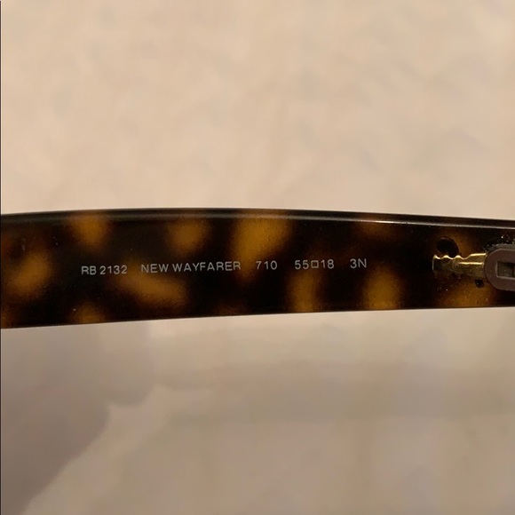 Ray-Ban New Wayfarer Classic Sunglasses - Picture 6 of 7